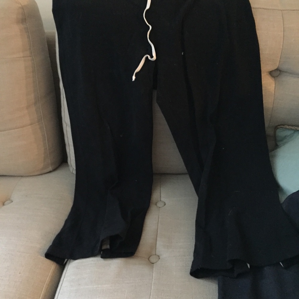 Lululemon crop work out pants